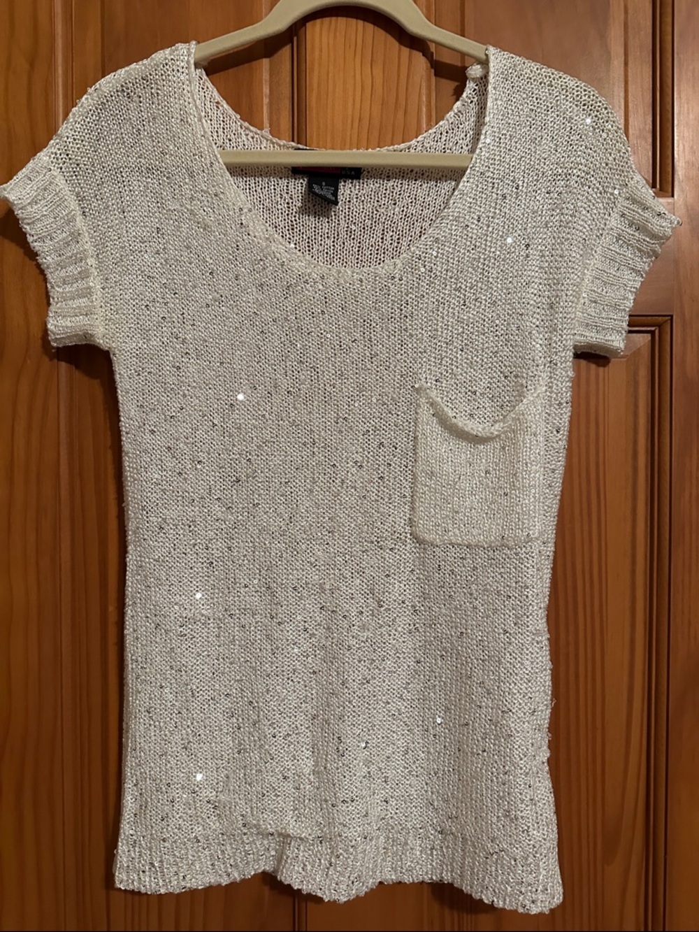 Lightweight Cream Knit Short Sleeve Top with sequins. Good condition